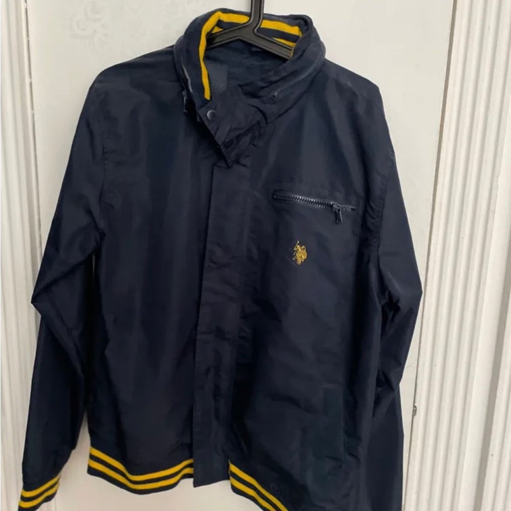 Bombers Us polo Assnn very good condition. barely wore